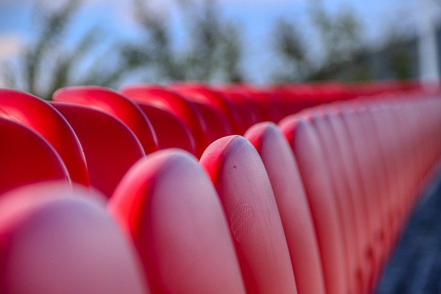 與不可撼動 與不可撼動